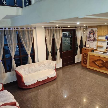 Hotel Vansh Касол Екстериор снимка